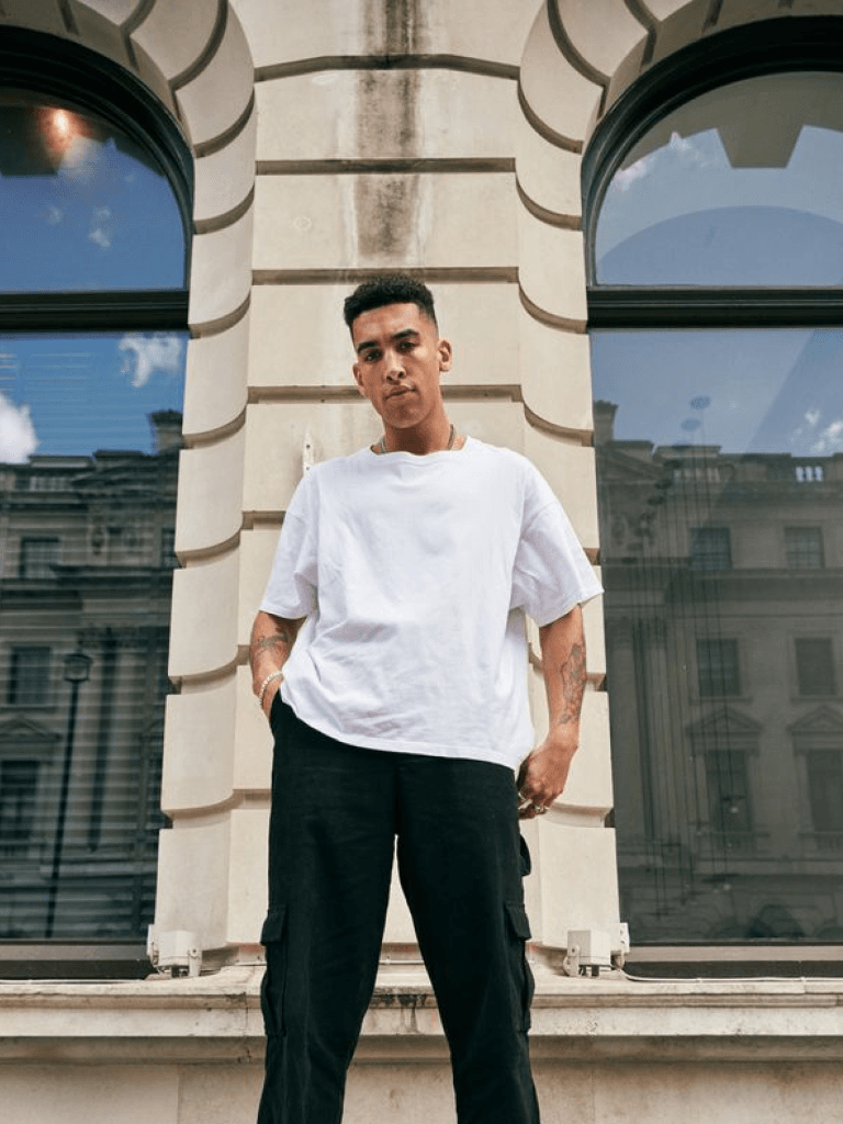 Kolors Virtual Try On - Try Clothes Online Instantly | MagicTryOn